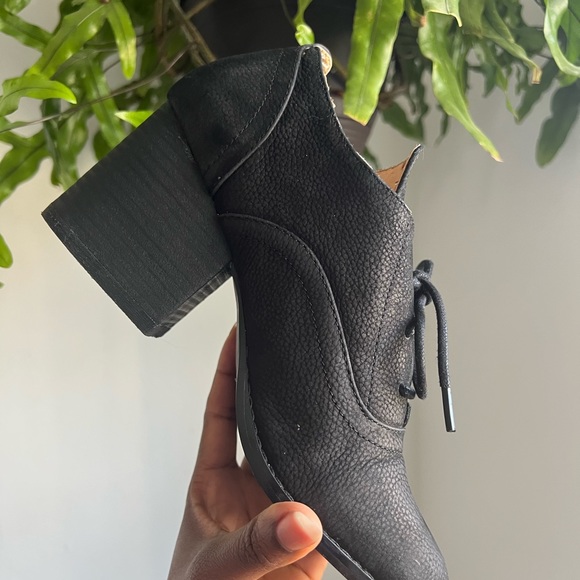 Cooperative Urban Outfitters Black Cow Leather Shoes - Picture 8 of 8